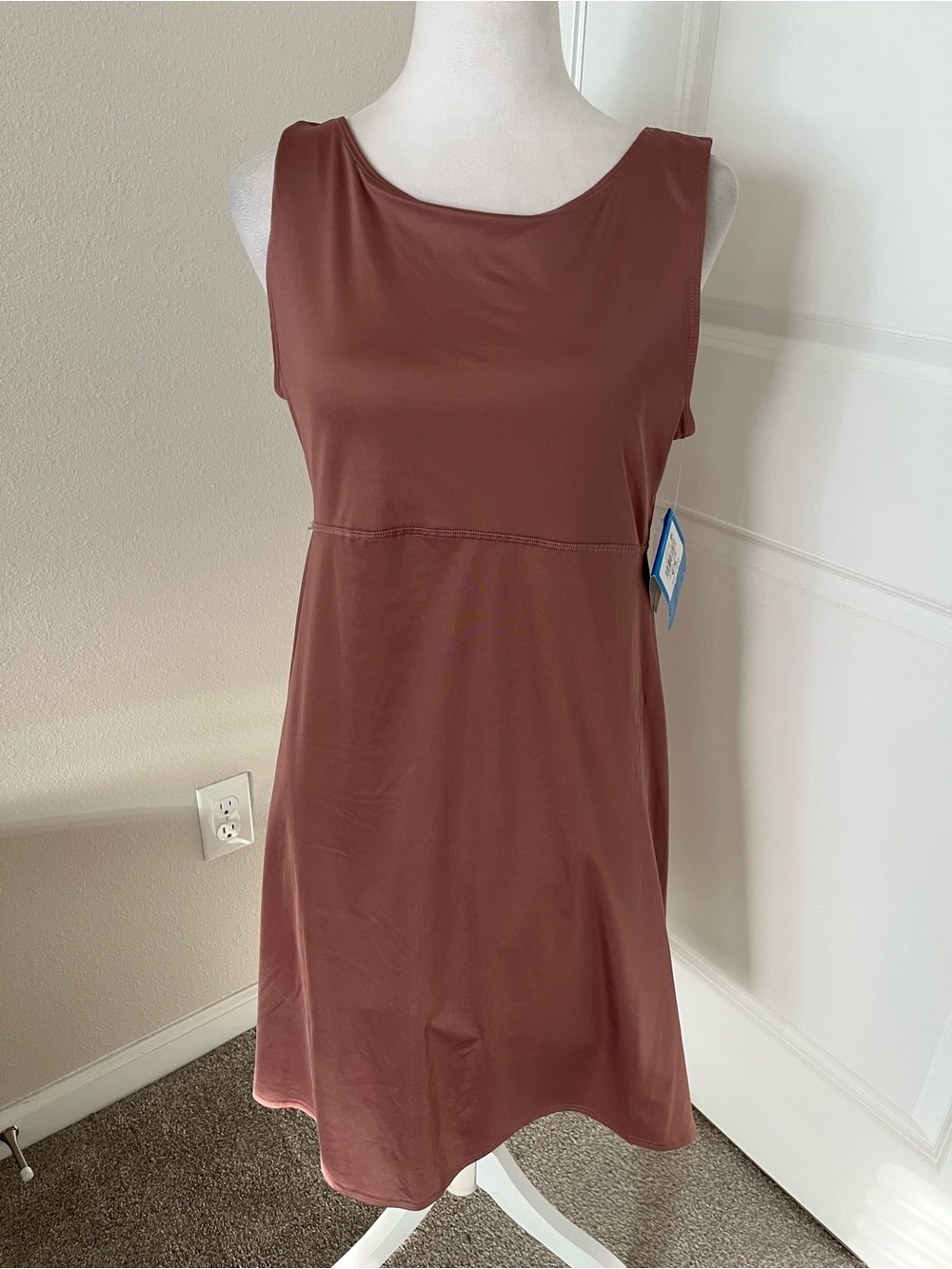 NWT Columbia Mauvey Brown Tennis Dress Size Medium
